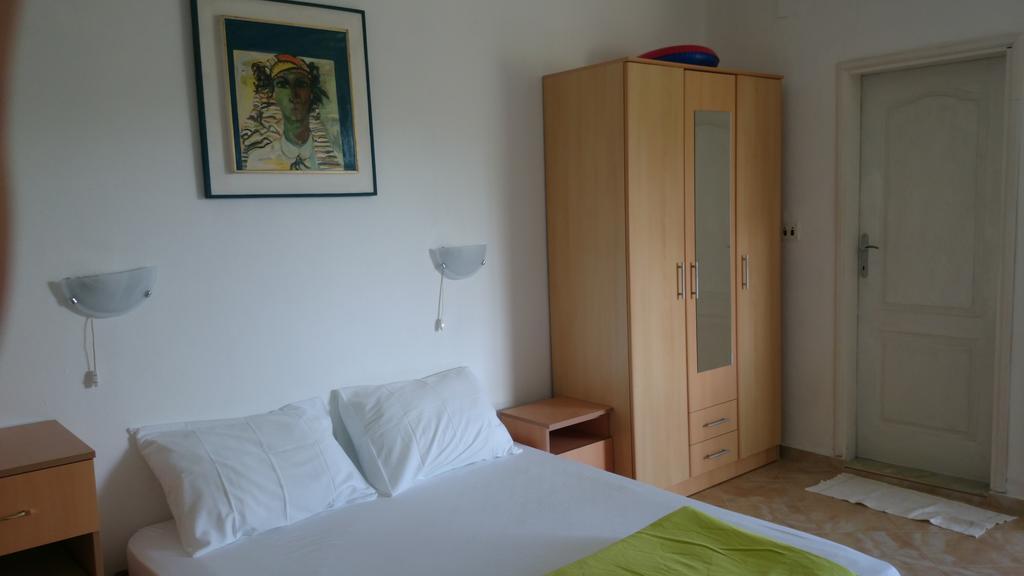 Luce Di Sole Apartment Ulcinj Exterior photo